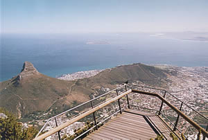 Blick in Richtung Nordwest - im Hintergrund Robben Island